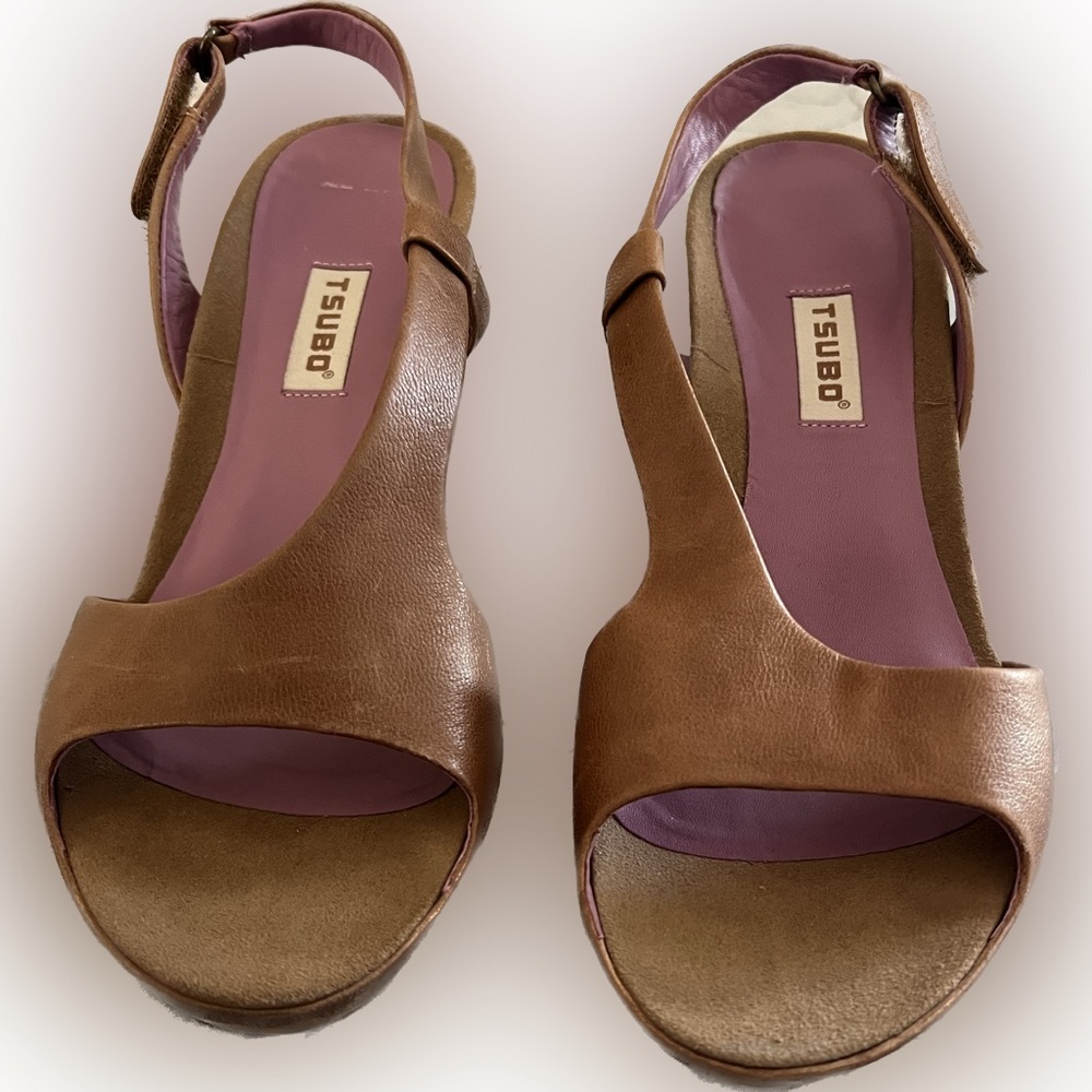 Tsubo Brown Leather Slingback Heels with Mauve Insole